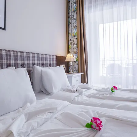 מלון דירות Gardenia Palace