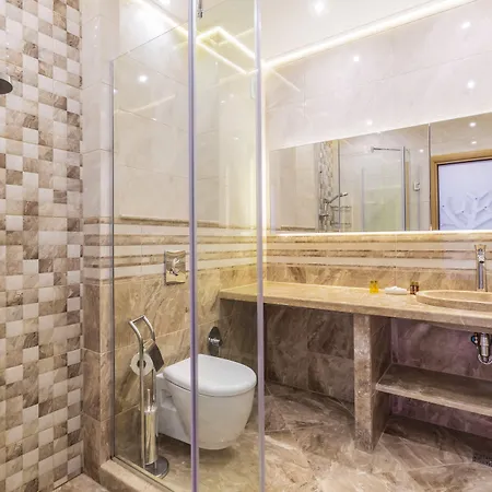 Gardenia Palace 3* פומורי