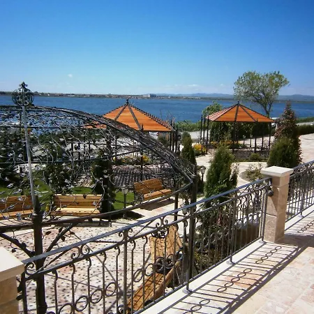 Apart-hotel Gardenia Palace 3*