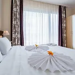 Gardenia Palace 3* ポモリエ
