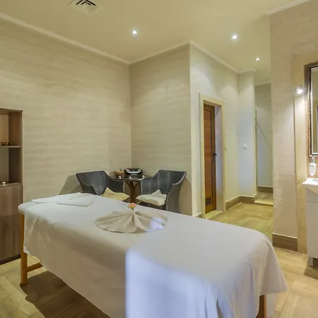 Gardenia Palace Aparthotel 3*