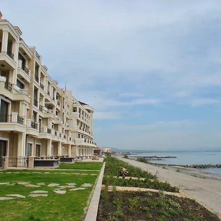 Gardenia Palace Aparthotel 3*